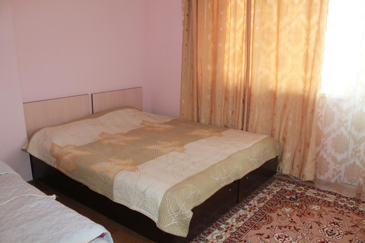 Гостевой Дом "Ысык-Куль - Светлана" Cholpon-Ata Extérieur photo